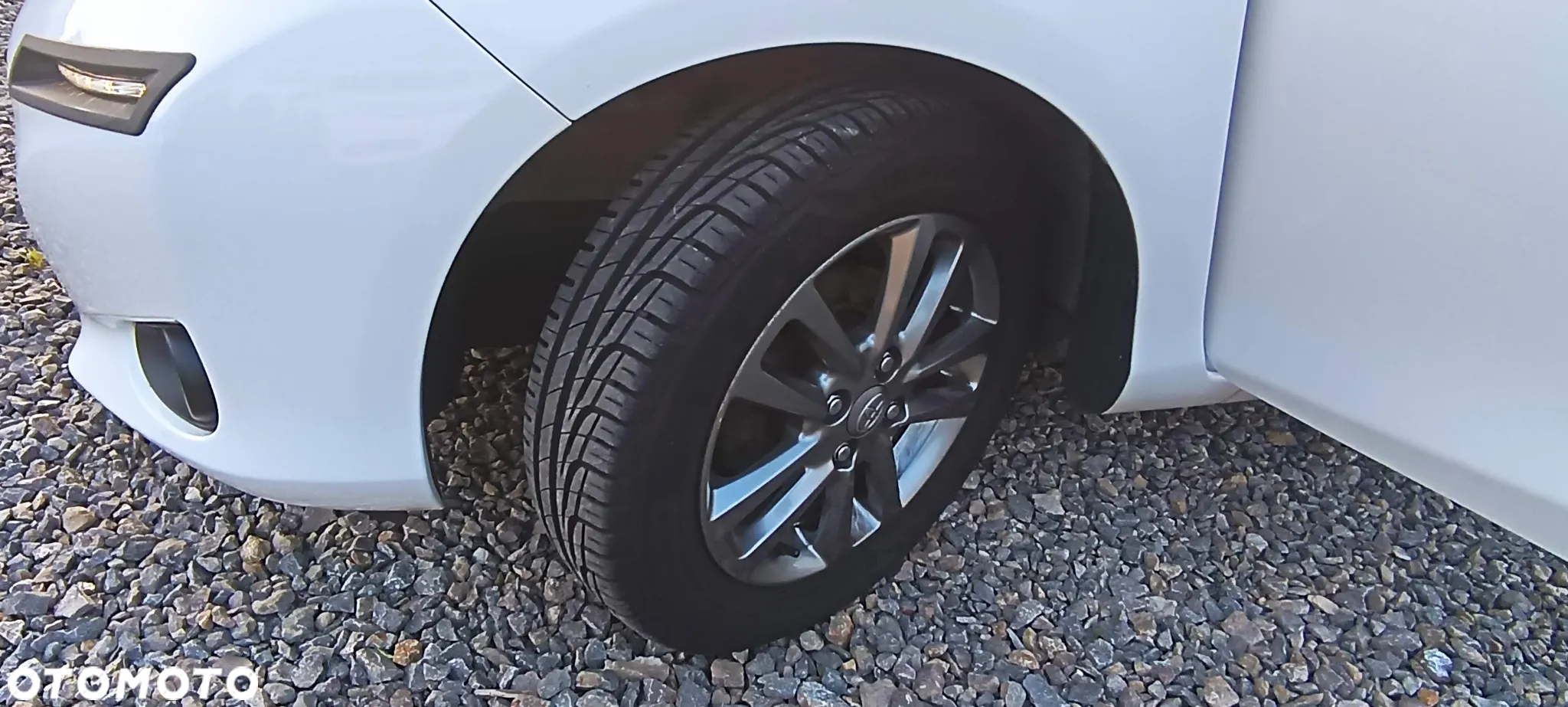 Toyota Yaris - 8