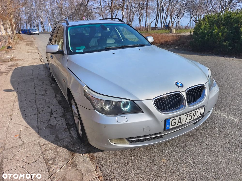 BMW Seria 5 520d Touring - 12