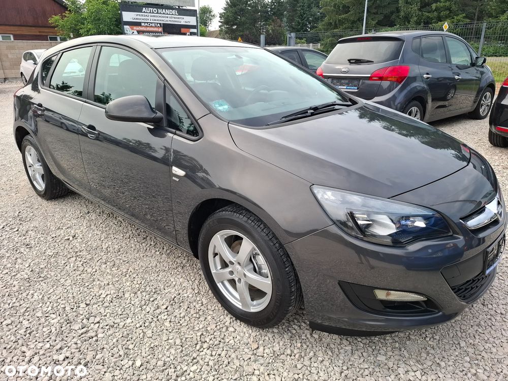 Opel Astra 1.6 Innovation 110 Jahre - 1