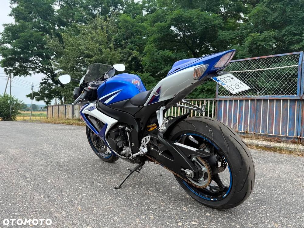 Suzuki GSX-R - 7