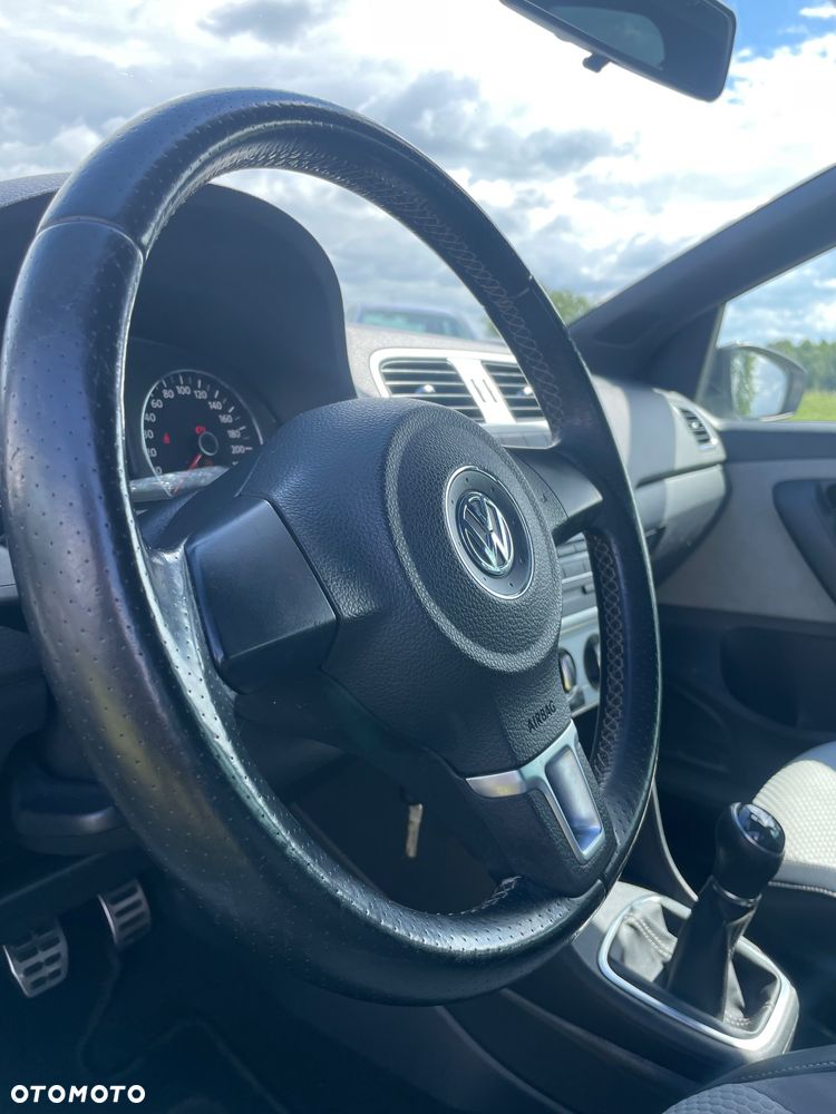 Volkswagen Polo Cross - 15