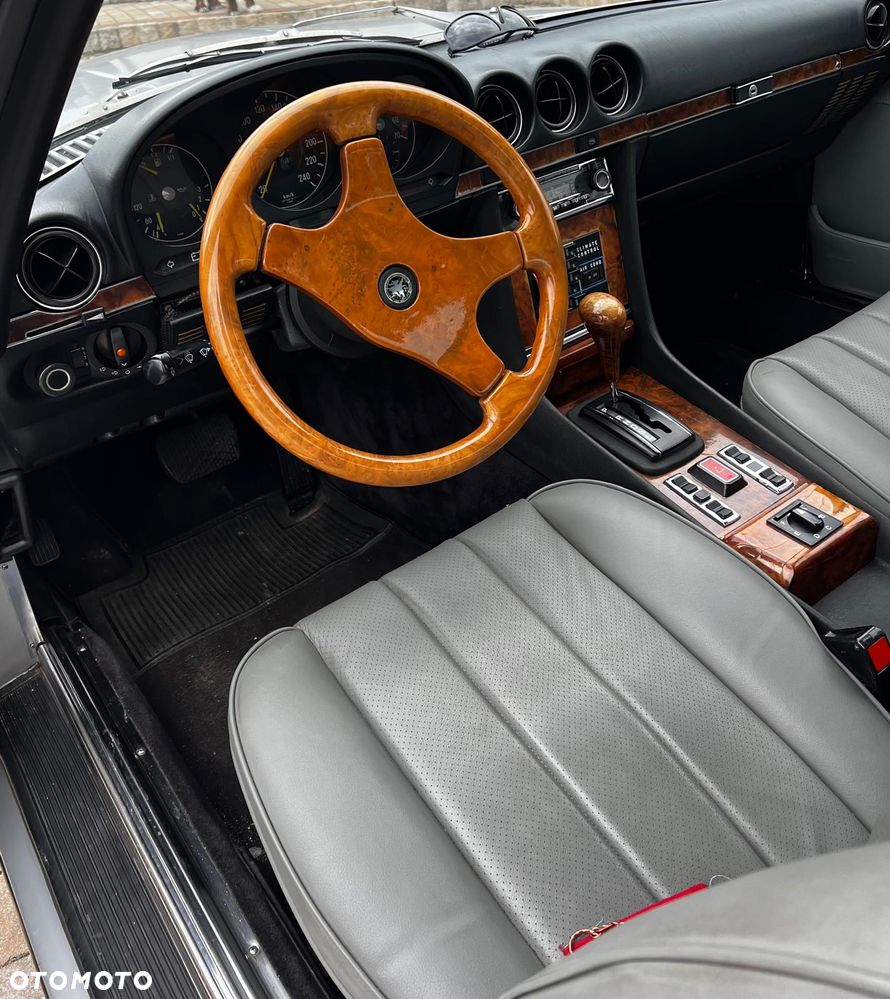 Mercedes-Benz SLC - 15