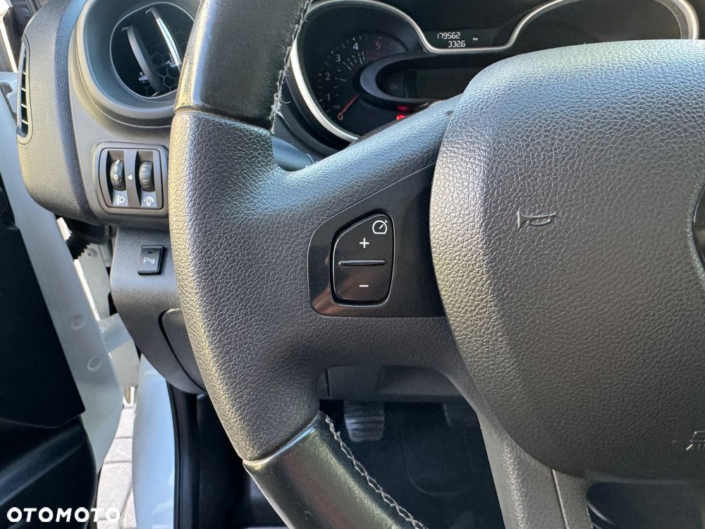 Renault Trafic - 20