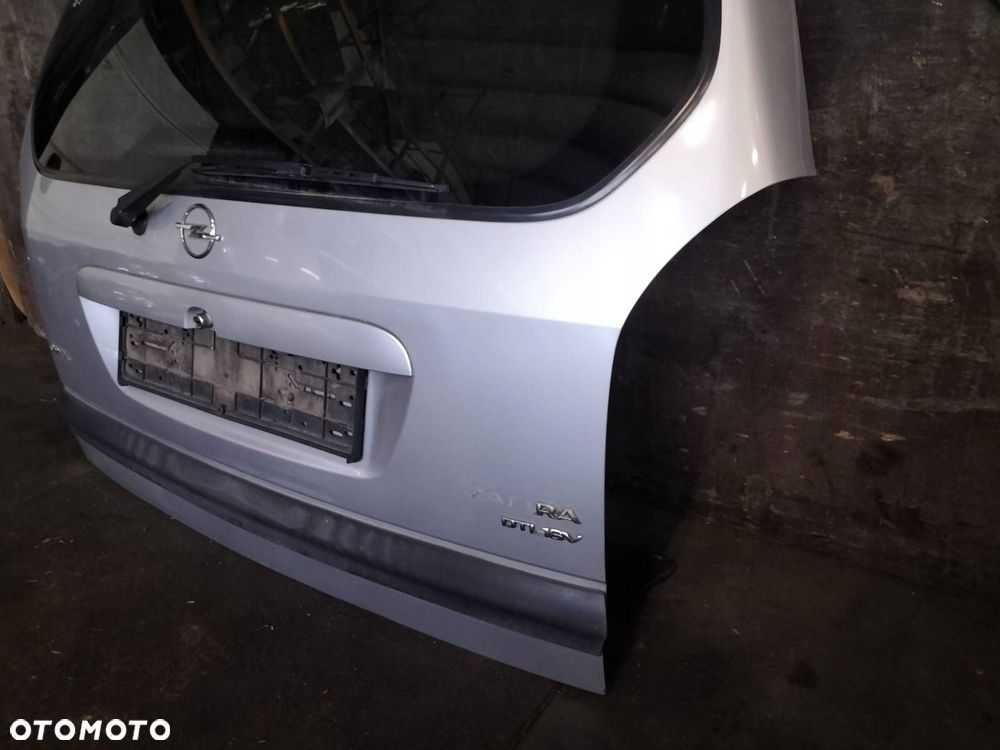 KOMPLETNY TYŁ KLAPA BAGAŻNIKA ZDERZAK TYŁ LAMPY OPEL ZAFIRA A Z147 - 15