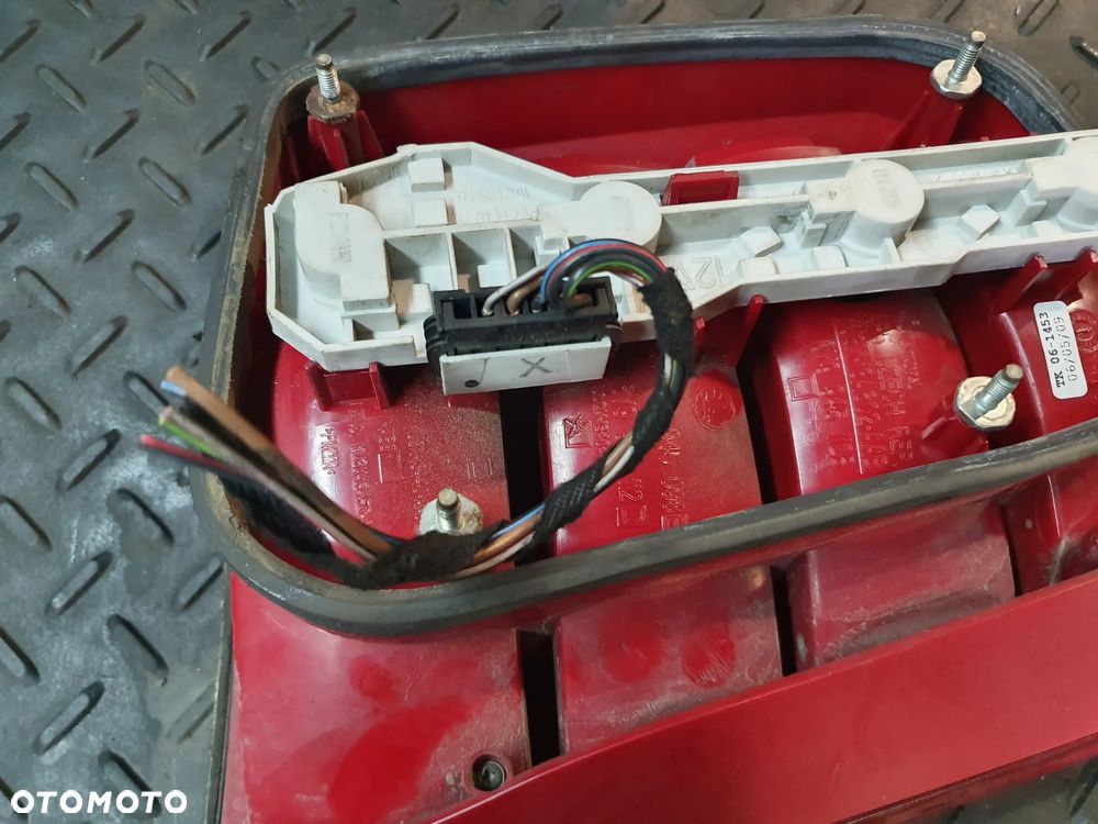 SKODA FABIA I 6Y 04-07 LAMPA TYŁ PRAWA WKŁAD 4D SEDAN KOMBI LIFT  + WTYCZKA INSTALACJA - 5