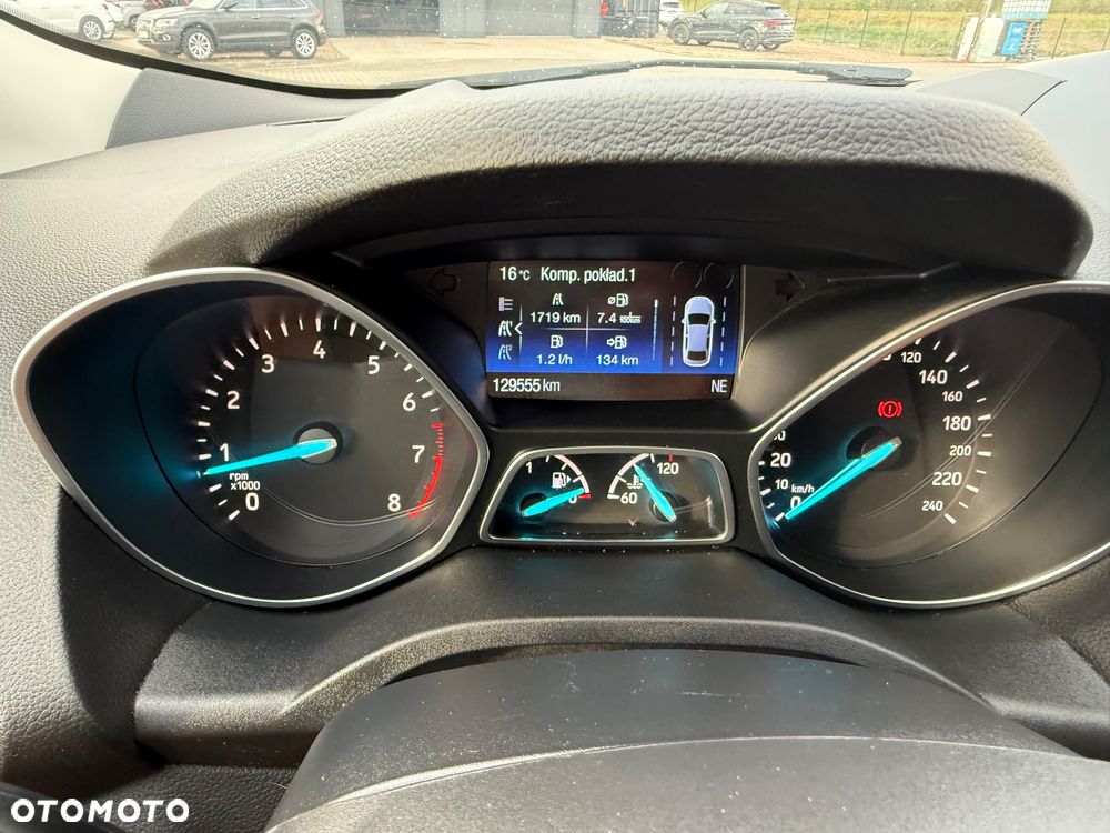 Ford Kuga 1.5 EcoBoost 2x4 Titanium - 22