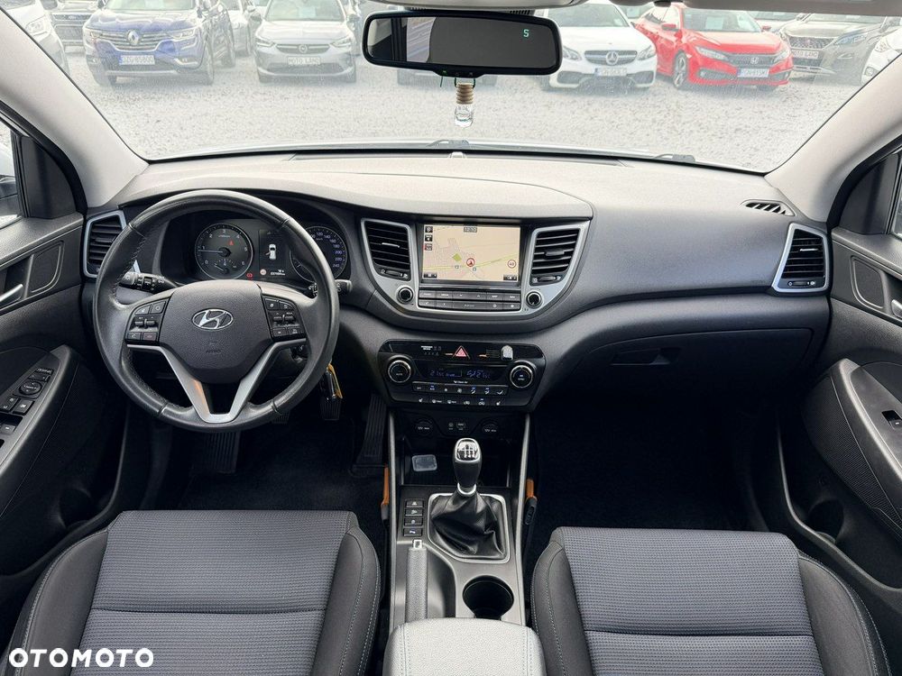 Hyundai Tucson blue 1.7 CRDi 2WD Style - 29