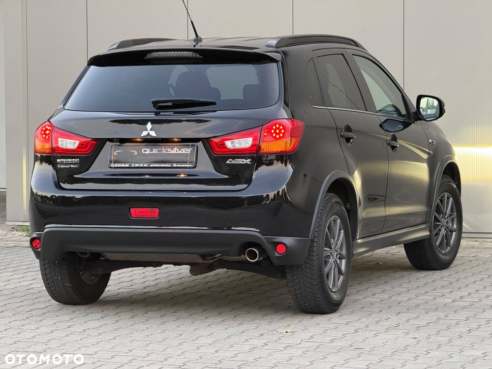 Mitsubishi ASX - 10