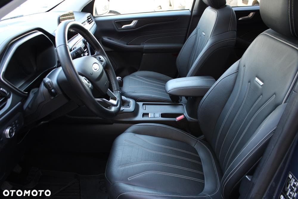 Ford Kuga - 12