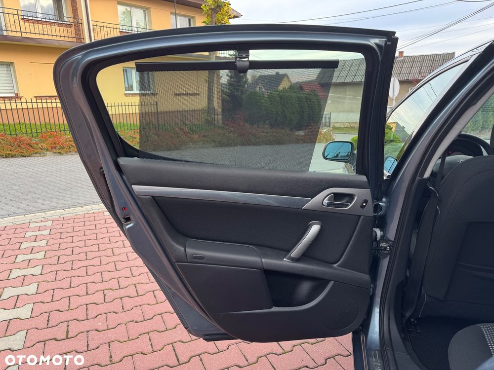 Peugeot 407 135 Premium - 21