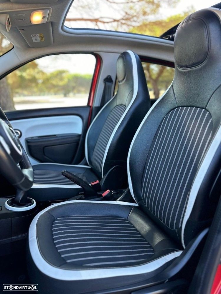 Renault Twingo TCE 90 INTENS - 25