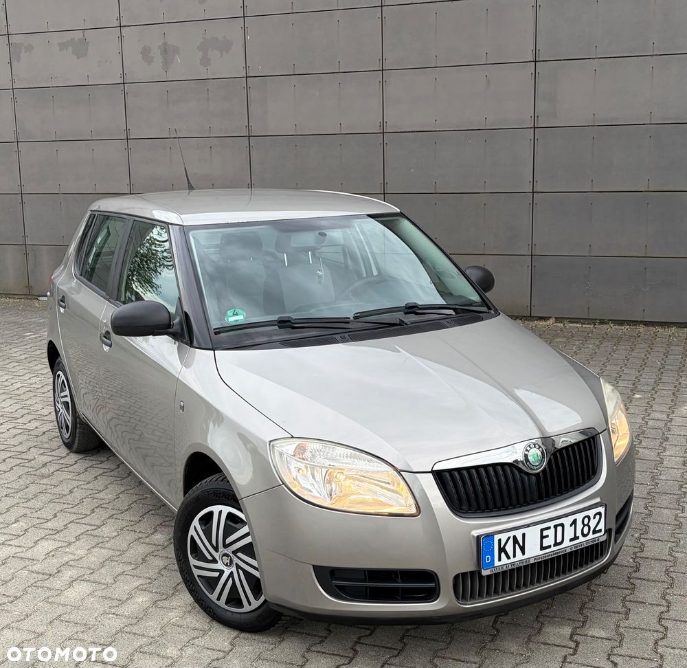 Skoda Fabia 1.2 HTP Classic - 2