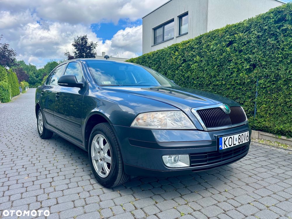 Skoda Octavia 1.6 Ambition - 11
