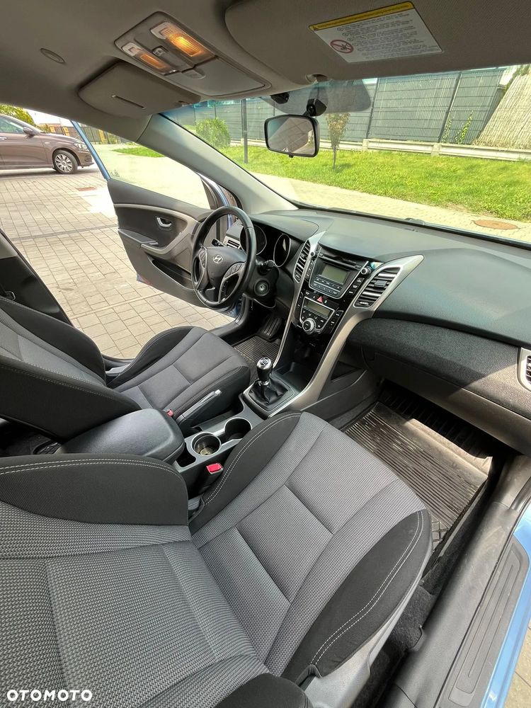 Hyundai i30 1.6 Style - 11