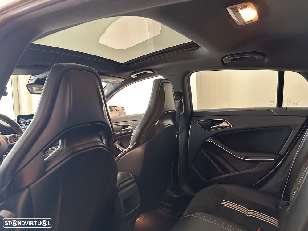 Mercedes-Benz CLA 180 d Shooting Brake AMG Line Aut. - 16