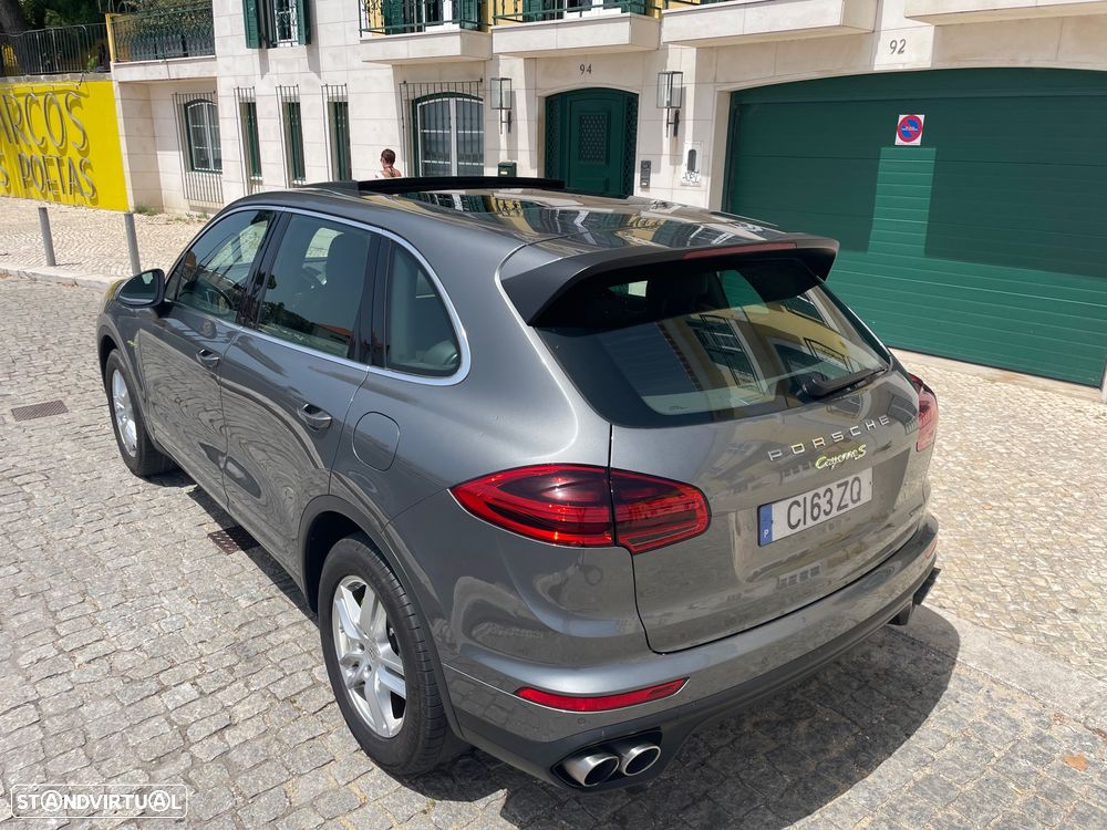 Porsche Cayenne S Tiptronic S - 4