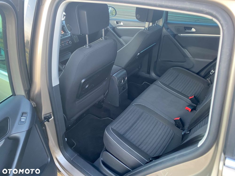 Volkswagen Tiguan 2.0 TDI Perfectline - 14