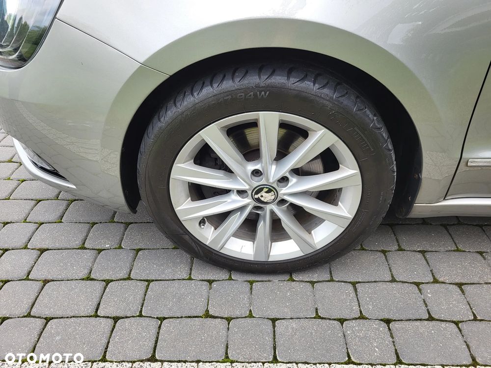 Skoda Superb 2.0 TDI Exclusive - 30