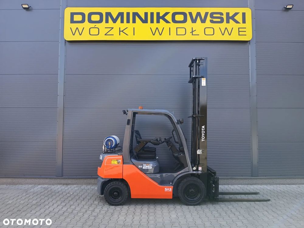 Toyota 02-8FGF25 - 1