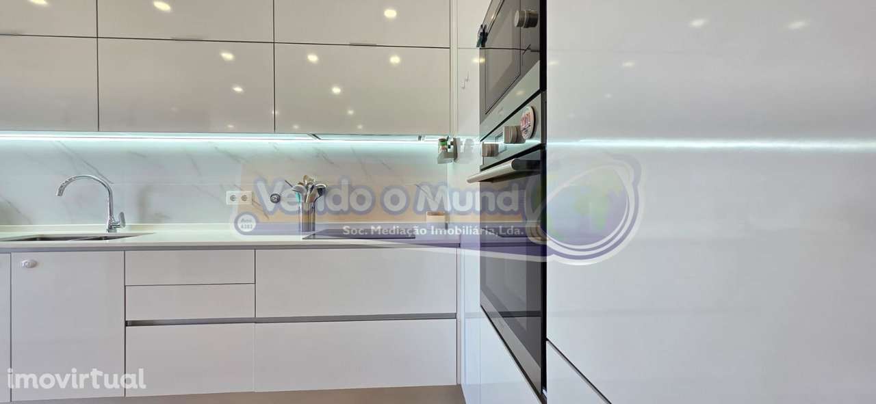 Apartamento T2 na Póvoa de Santa Iria (PSI030) - Grande imagem: 4/47