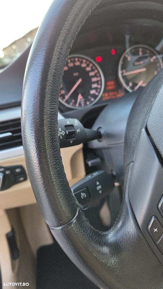 BMW Seria 3 320d DPF - 20