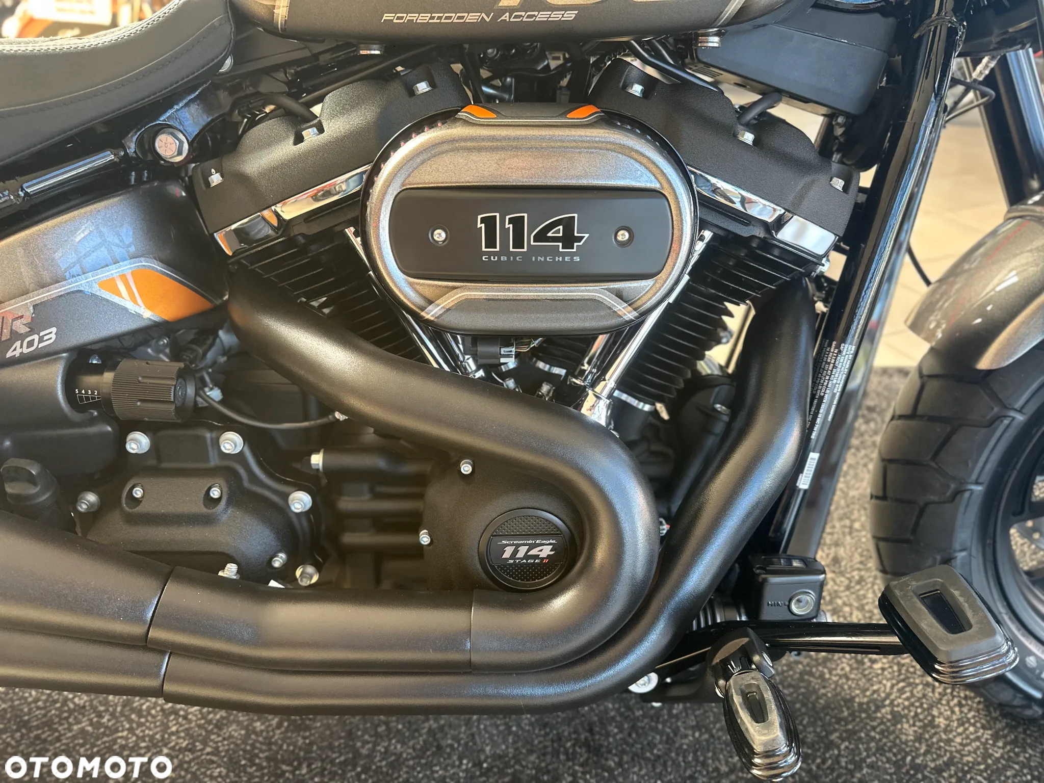 Harley-Davidson Softail Fat Bob - 22