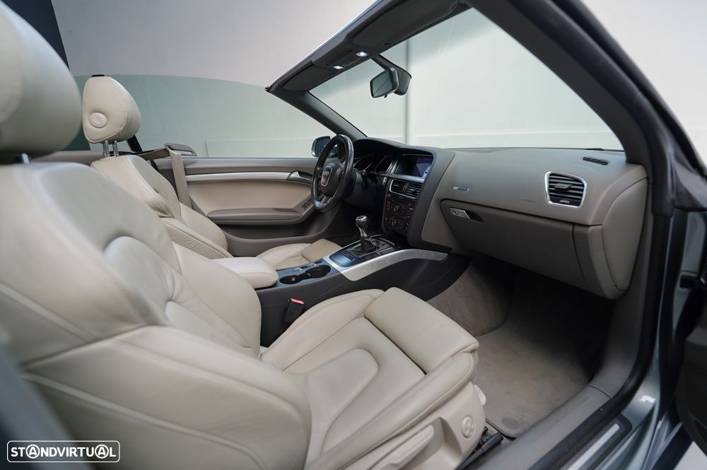 Audi A5 Cabrio 2.0 TDi - 7