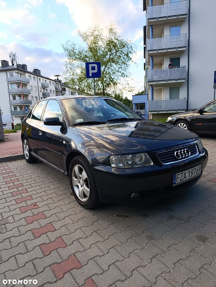 Audi A3 Sportback - 1