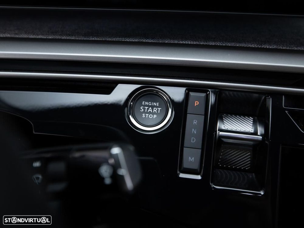 Peugeot 3008 1.2 Hybrid Allure e-DCS6 - 15