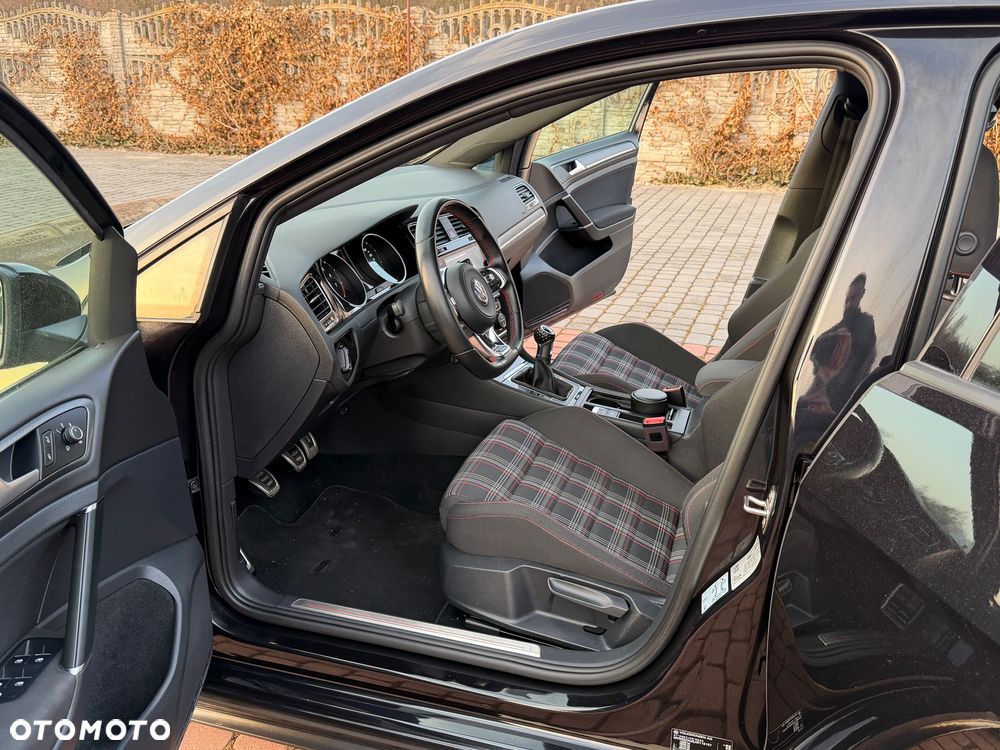 Volkswagen Golf 2.0 TSI BMT GTI Performance - 18