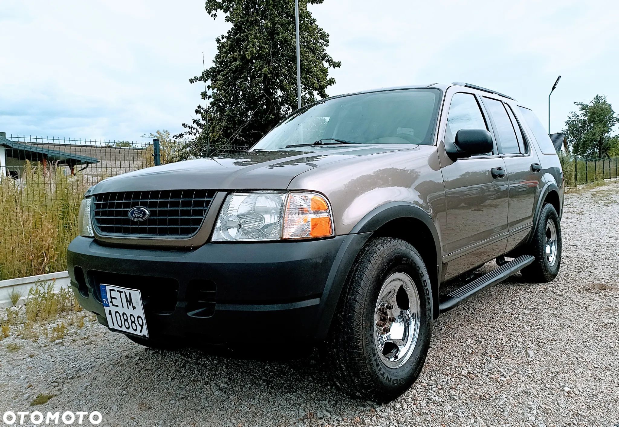 Ford Explorer 4.0 4WD - 1