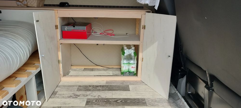 Volkswagen Transporter - 8