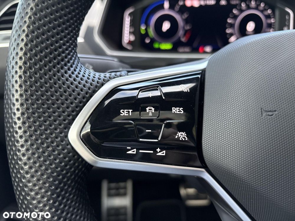 Volkswagen Tiguan 1.4 eHybrid R-Line DSG - 16