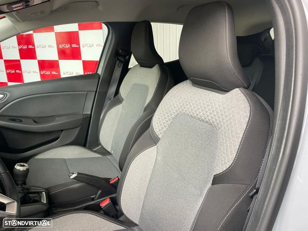 Renault Clio 1.5 Blue dCi Limited - 17