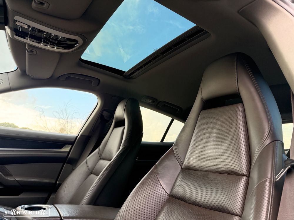 Porsche Panamera S Hybrid - 13