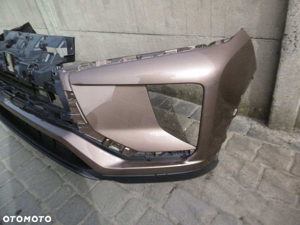 MITSUBISHI ECLIPSE CROSS - zderzak przedni - 4