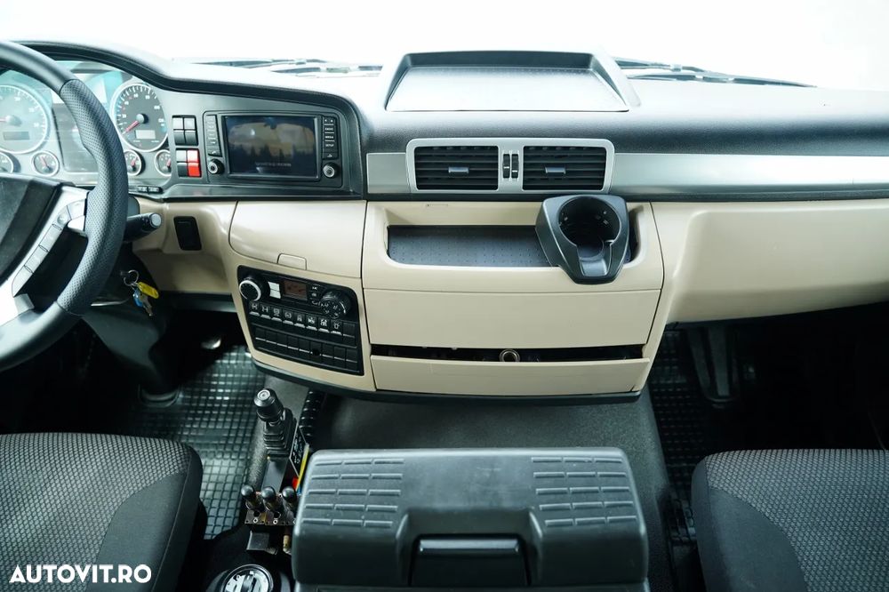 MAN TGS 35.420 / 8X4 / BASCULĂ CU 2 LATE - 6 M / LATERALĂ HIDROBRATĂ / BORDMATIC / VINCENT / EURO 6 - 34