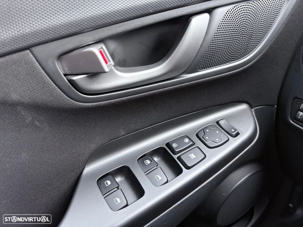 Hyundai Kauai 1.0 T-GDi Premium Tec.Preto - 35