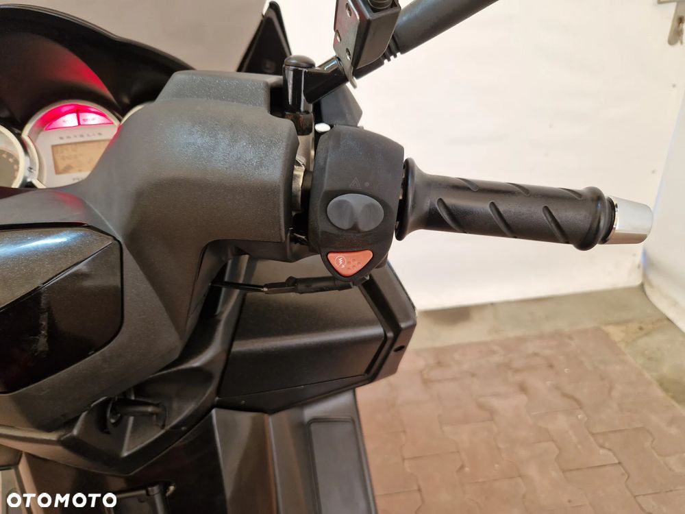 Peugeot Satelis - 34