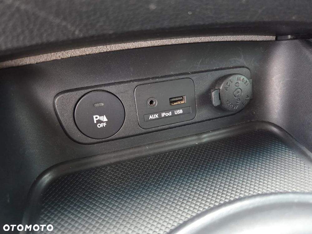 Kia Sportage 1.7 CRDI 2WD Attract - 27