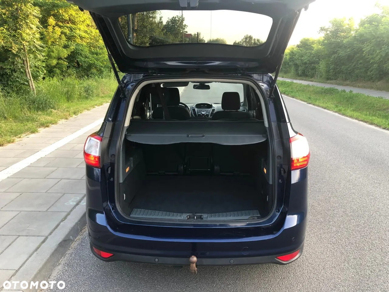 Ford Grand C-MAX - 3