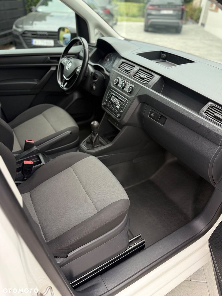 Volkswagen Caddy 2.0 TDI Comfortline - 22