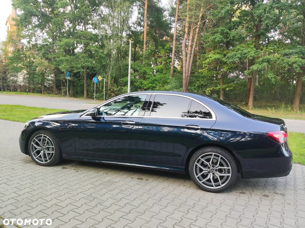 Mercedes-Benz Klasa E 220 d 4-Matic AMG/Avantgarde - 6