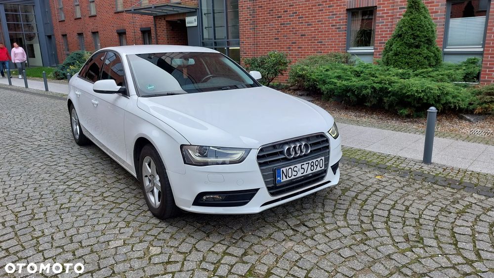 Audi A4 - 1