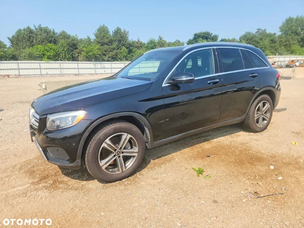 Mercedes-Benz GLC 300 4Matic 9G-TRONIC - 2