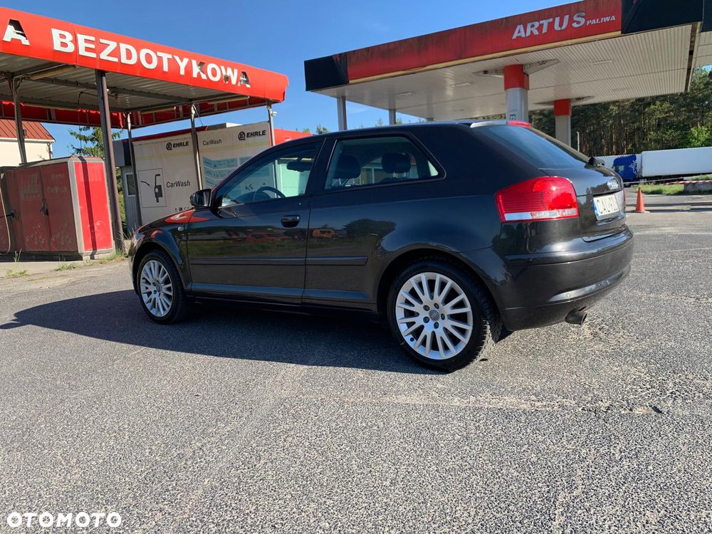 Audi A3 3-drzwiowe 1.6 Ambiente - 18