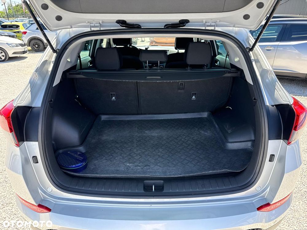 Hyundai Tucson blue 1.7 CRDi 2WD Classic - 29