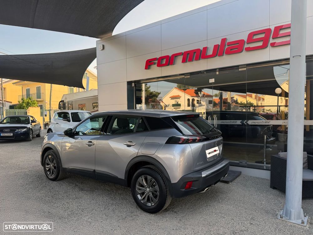 Peugeot 2008 1.2 PureTech Active Pack EAT8 - 6