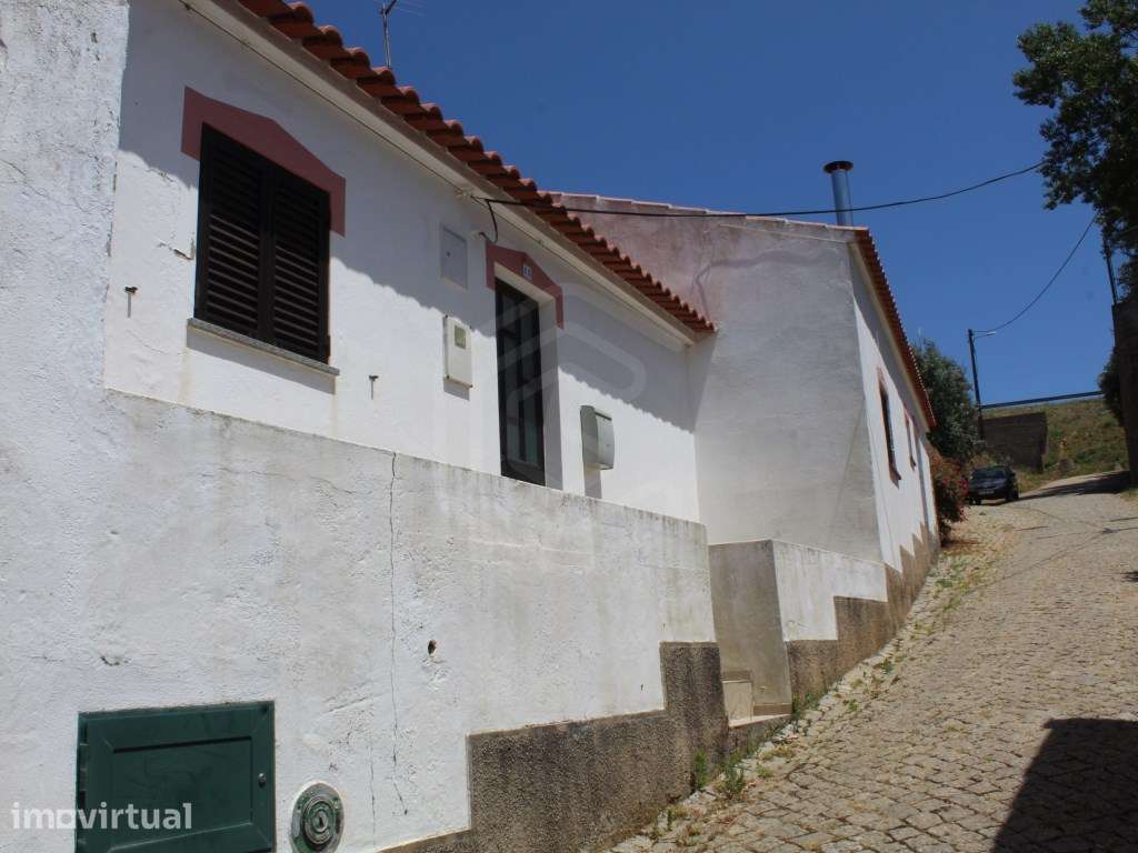 Terreno misto com casa para remodelar em Marmelete, Monchique - Grande imagem: 3/33