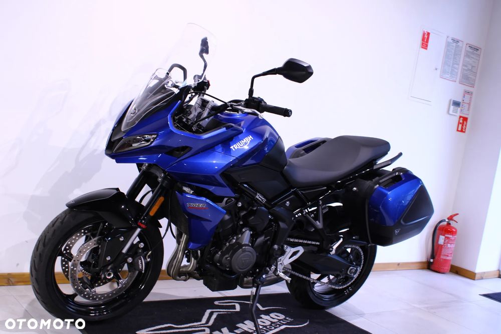 Triumph Tiger - 4
